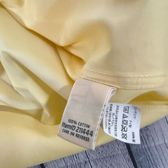 NWT LL Bean Yellow Wrinkle Resistant Classic Traditional Oxford Shirt Size M - Picture 4 of 7